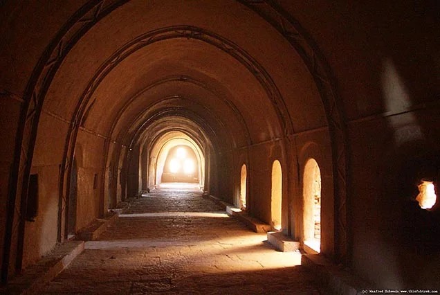 Fahrt zum Simeonskloster