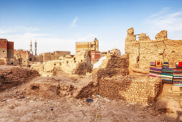 Von Luxor in die Oase Kharga